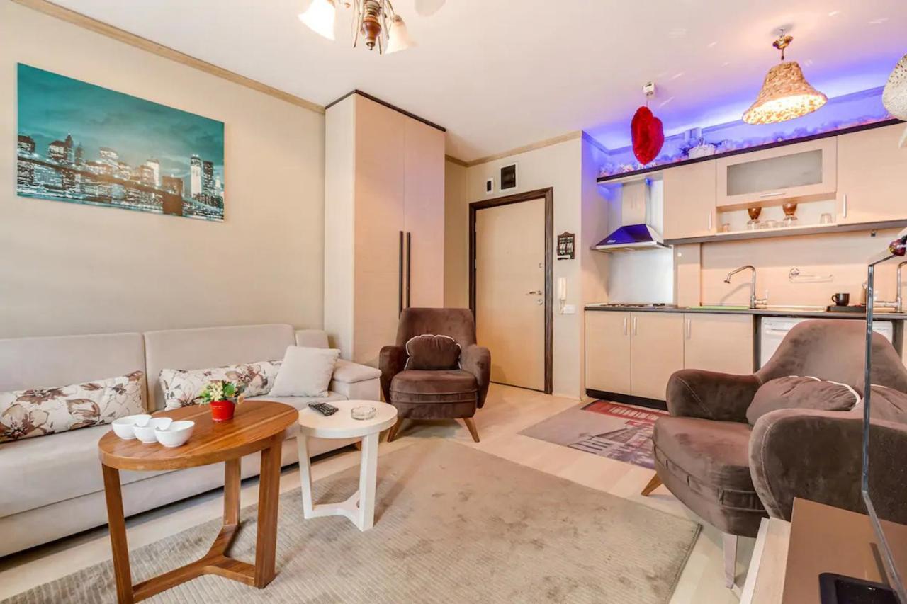 Downtown Two-Bedrom Apartment 第比利斯 外观 照片