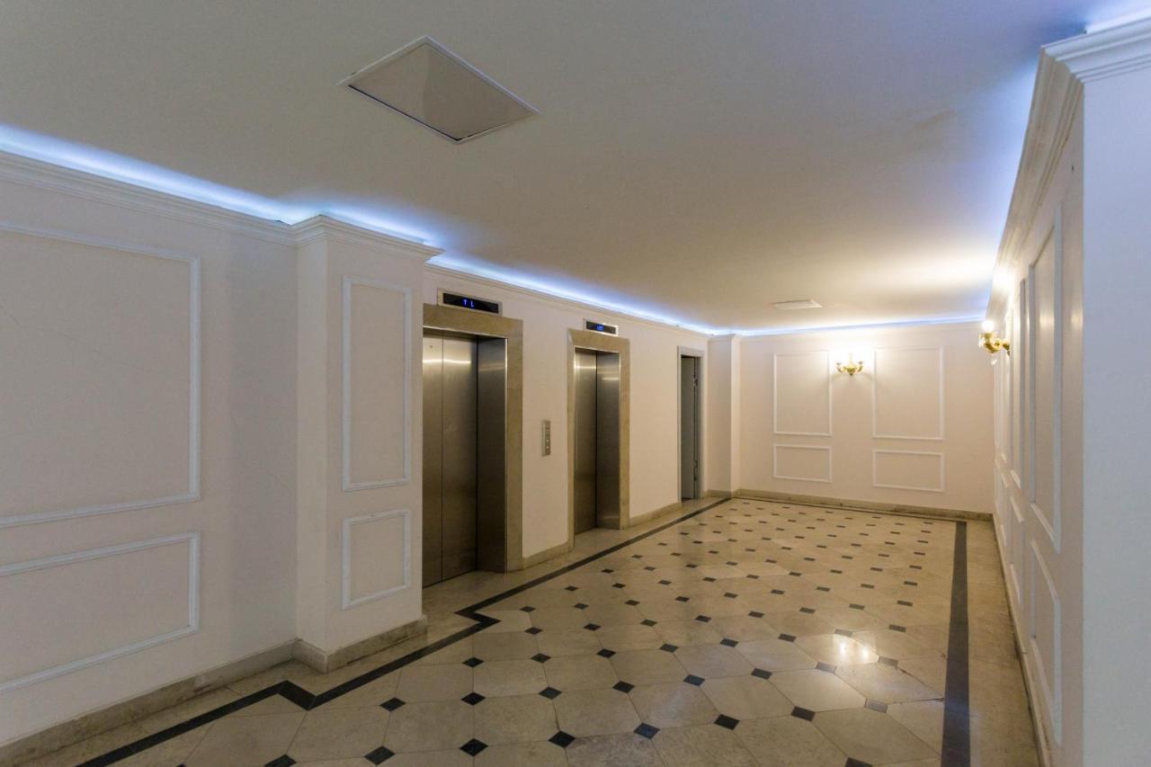 Downtown Two-Bedrom Apartment 第比利斯 外观 照片